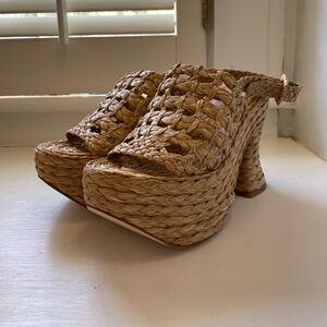 Paloma Barceló BRUNA Heeled Sandal Size 39                 Brand New! Never Worn